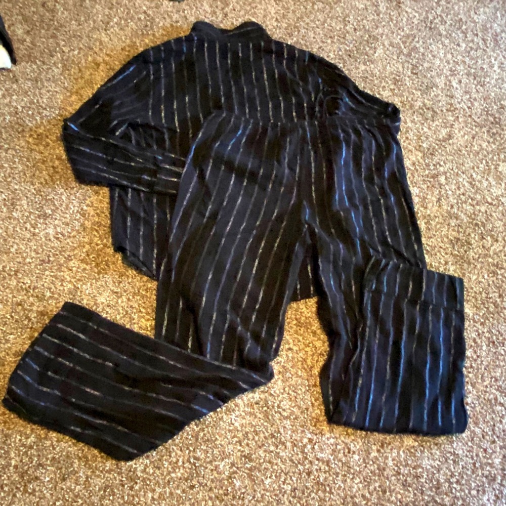 Victoria's Secret Pajama Set Glamour Lurex Stripe Women Large Black Silver PJ - Picture 2 of 3